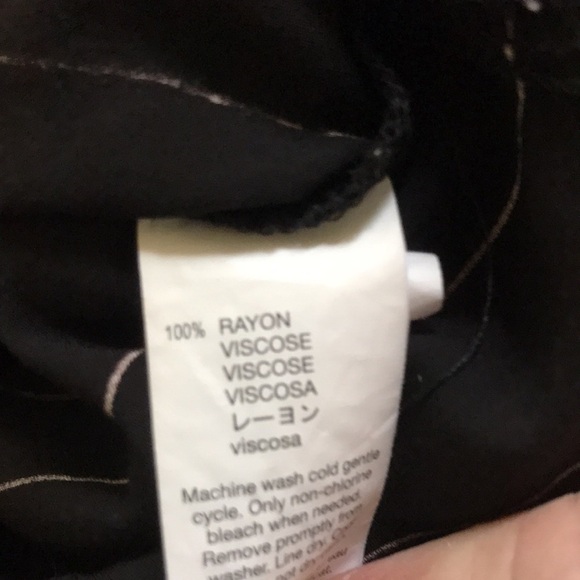 Gap Women’s Tunic Blouse XL Black White Stripe V neck Tab up sleeve Lightweight - Picture 10 of 10